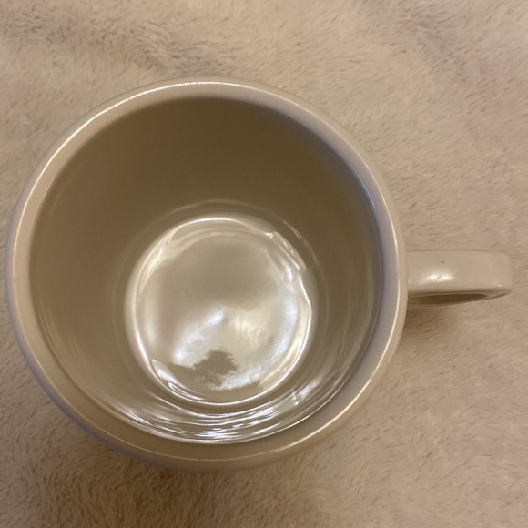 Black and white decorative mug with the capital letter N stamped on the bottom - Picture 8 of 12